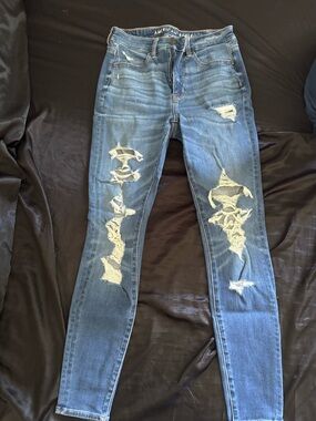 American Eagle Outfitters Distressed Light Blue Skinny Jeans